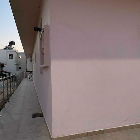 Gardenia Rooms Iraklion Buitenkant foto