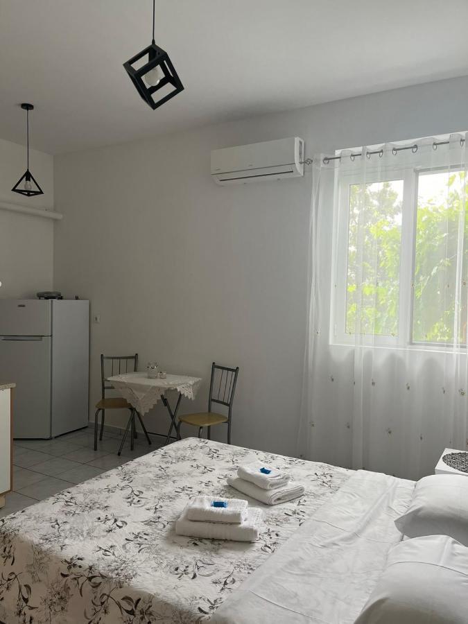 Gardenia Rooms Iraklion Buitenkant foto