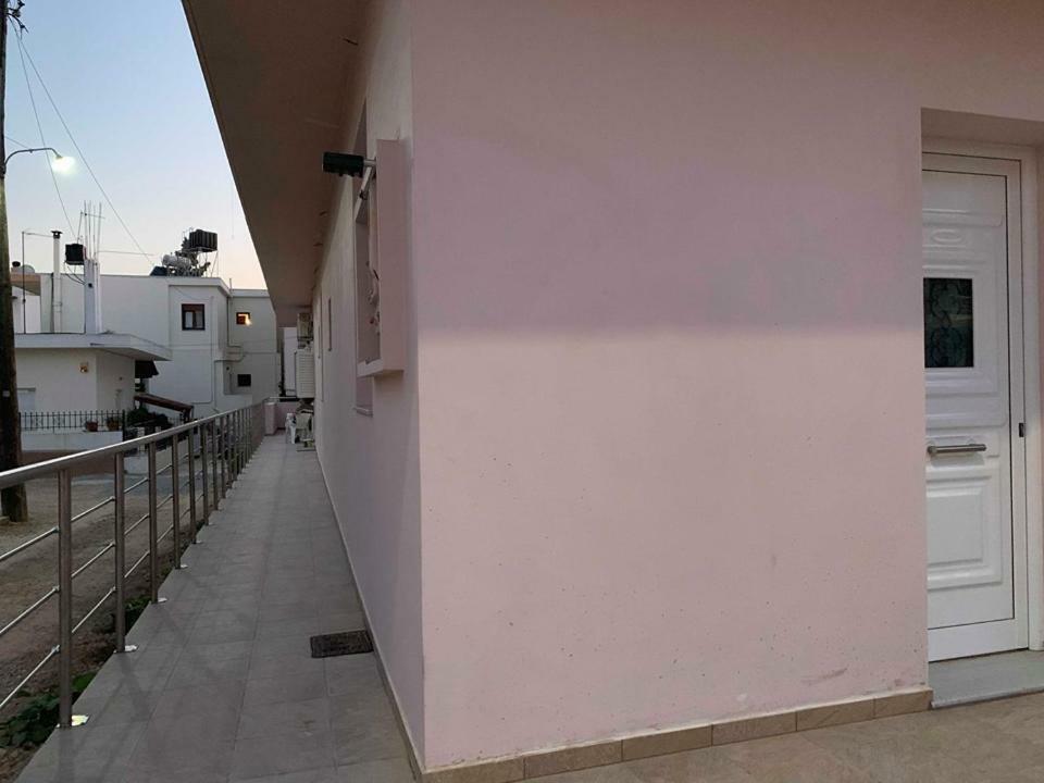 Gardenia Rooms Iraklion Buitenkant foto